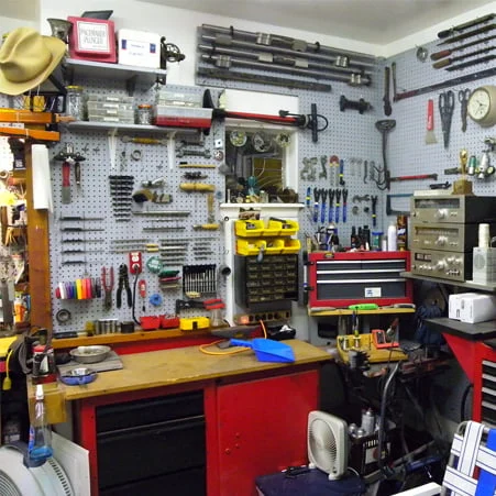 R.D. Mould & Industries Tool Room